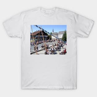 Setting up the maypole T-Shirt